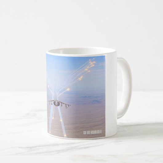 MUG HARRIER II AV-8B (Devant droit)