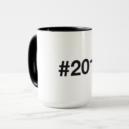 Mug Hashtag 10 Anniversaire 2015 (Devant gauche)