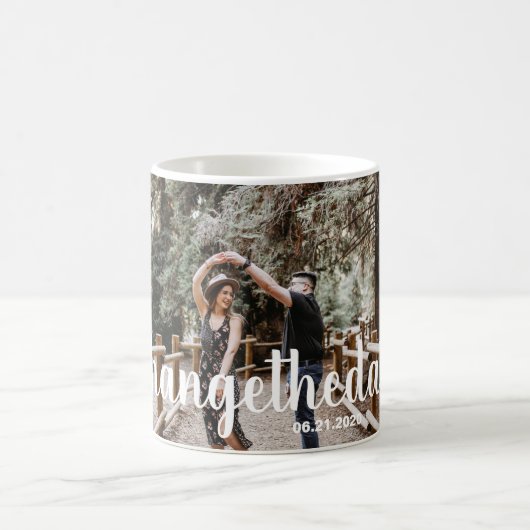Mug hashtag changer la date photo mariage moderne (Centre)