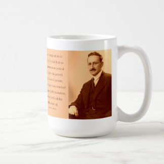 Mug Hayek sur la planification centrale