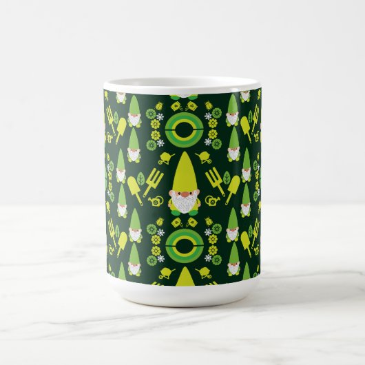 Mug Head Garden Gnome Gardener (Centre)