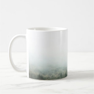 MUG HERBE DE MOUCHE SUR LE CHAMP BROWN EN PLEIN JOUR