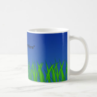 Mug Herbe verte contre le ciel bleu clair