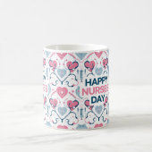 Mug Héros de la santé : Infirmière de jour art et cade (Centre)