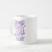 Mug Hocus Violet Pocus J'Ai Besoin De Thé (Devant gauche)