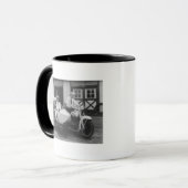 Mug Hommes sur la moto Harley Davidson avec Sidecar (Devant gauche)