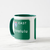 Mug Honolulu, panneau routier de HI (Devant gauche)