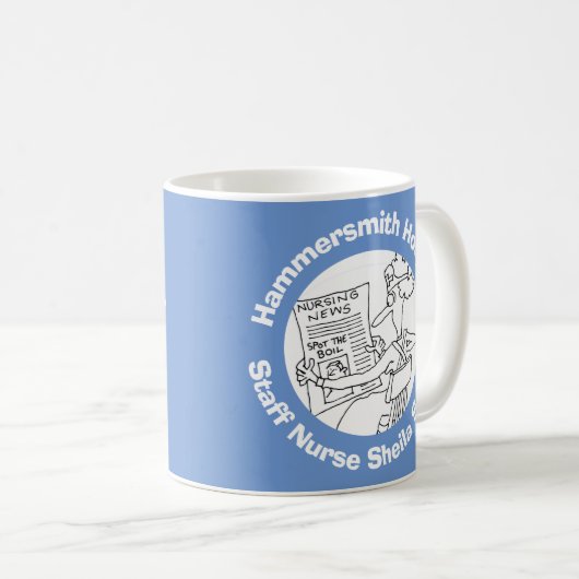 Mug Hôpital, Clinique ou Chirurgie avec le nom de l'in (Devant droit)