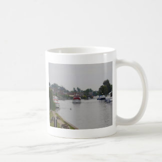 Mug Horning sur la rivière Bure