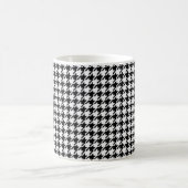 Mug Houndstooth noir et blanc par Shirley Taylor (Centre)