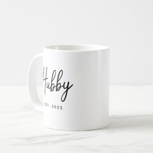 Mug Hubby Black Script Typography Established Year (Devant gauche)