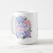 Mug Hydrangea : La gratitude grandit ici (Devant gauche)