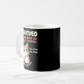 Mug I Survived 67 Days Of School Cat It's Fine Six Sev (Devant gauche)