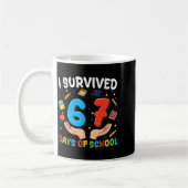 Mug I Survived 67 Days Of School Funny 67th Day Teache (Gauche)