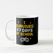 Mug I Survived 67 Days Of School Funny Gamer Student M (Gauche)