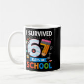 Mug I Survived 67 Days Of School Funny Kids Teacher St (Gauche)