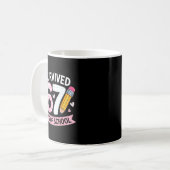 Mug I Survived 67 Days Of School Funny Meme Student Te (Devant gauche)