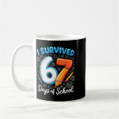 Mug I Survived 67 Days Of School Teacher Student Six S (Gauche)