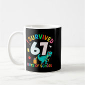 Mug I Survived 67 Days Of School Trex Funny 67 Teacher (Gauche)