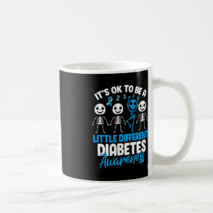 Mug Il est acceptable d'être un peu différent des spéc