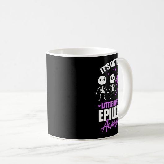 Mug Il Est Ok D'Être Un Peu Différent Sensibilisation  (Devant droit)