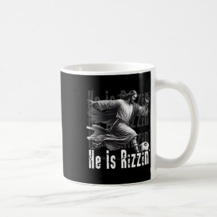 Mug Il est Rizzin Jésus jouant au football drôle Sport
