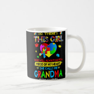 Mug Il y a cette fille qu'elle m'appelle grand-mère Au