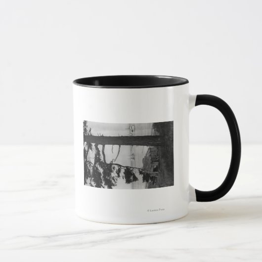 Mug Île Lopez, WA - Bateaux De Pêche Dans La Baie (Droite)