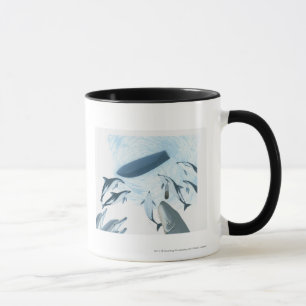 Mug Illustration des dauphins regardant un bateau