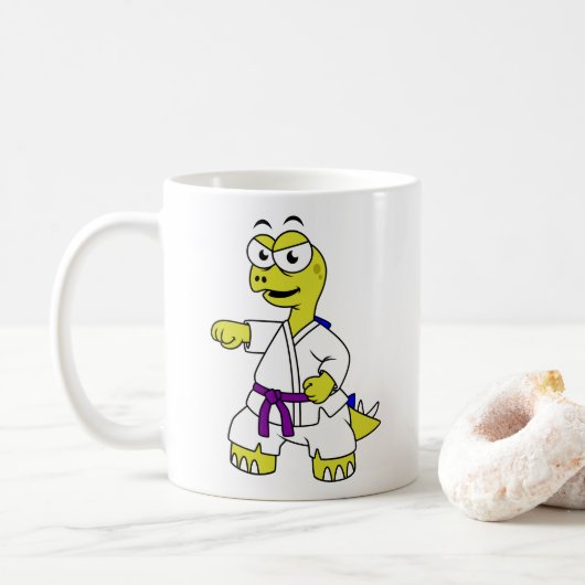 Mug Illustration D'Un Stégosaurus Pratiquant Le Karaté (Avec donut)