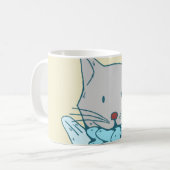 Mug Illustration of a cat eating fish. (Devant gauche)