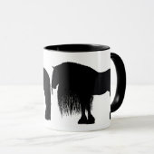 Mug Illustration personnalisée du cheval friésien (Devant droit)