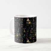 Mug Imaginaire foncé Gnome et Motif de champignons (Devant gauche)