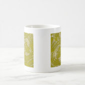 Mug Impression abstraite de coquille de tortue moutard (Centre)