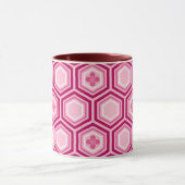 Mug Impression de kimono hexagonal, bordeaux et rose (Centre)