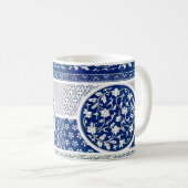 Mug Impression d'ornement floral classique (Devant droit)