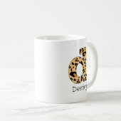 Mug Impression léopard initiale minuscule d et nom (Devant droit)