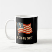Mug In God We Trust American Flag Cross Faith 4th Of J (Gauche)