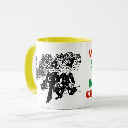 Mug Incendie au poste de police. (Devant gauche)