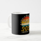 Mug Incroyable depuis 2012 édition limitée cadeau d'an (Devant gauche)