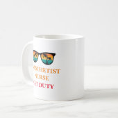 Mug Infirmière anesthésiste hors service (Devant gauche)