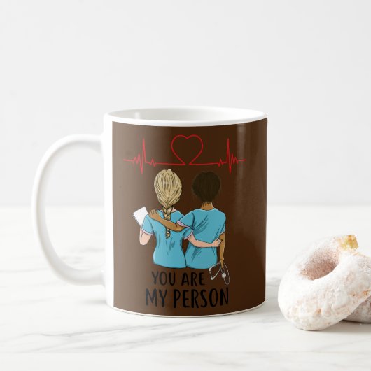 Mug Infirmière Besoins Vous Êtes Ma Personne ARN CCN C (Avec donut)