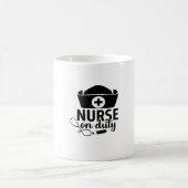 Mug Infirmière-cadeau en service (Centre)