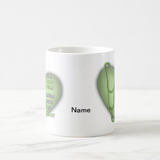 Mug Infirmière de nuit du coeur vert (Centre)