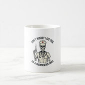 Mug Infirmière drôle squelette seringue gravure vintag (Centre)