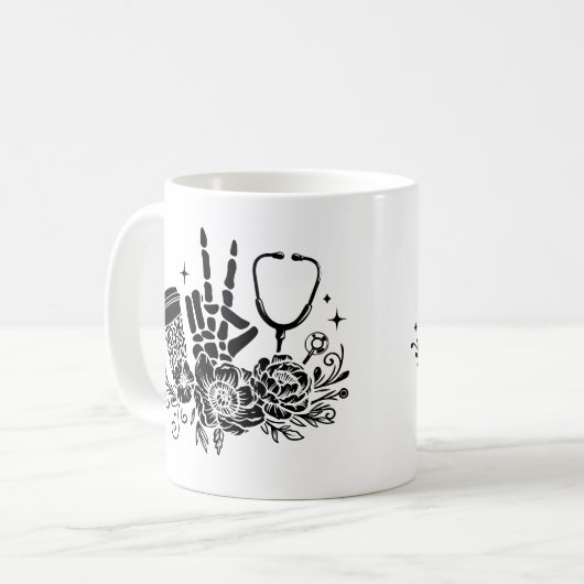 Mug Infirmière Outils De Vie Du Travail (Devant gauche)