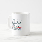 Mug Infirmière PACU Parce Que Les Médecins Ont Aussi B (Devant gauche)
