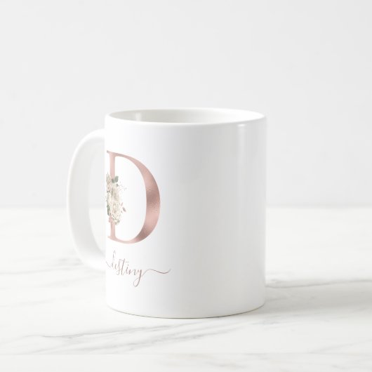 Mug Initiale "D" en monogramme doré rose sur fond ivoi (Devant gauche)