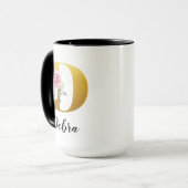 Mug Initiale de nom en monogramme floral personnalisé (Devant gauche)