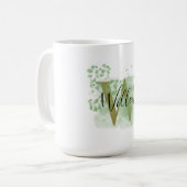 Mug Initiale florale verte personnalisée (Devant gauche)